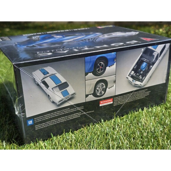 Revell 1970 Pontiac Firebird Muscle Car 1:24 Scale Plastic Model Kit SEALED/NEW - Picture 4 of 7